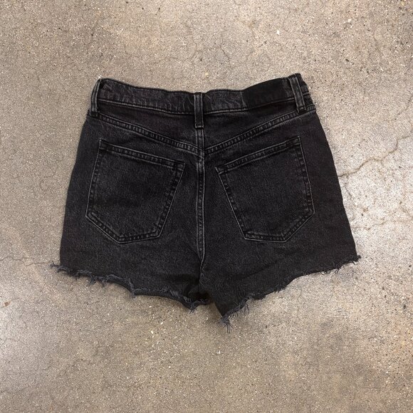 Abercrombie & Fitch High Rise 90s Cutoff Short - Washed Black - Picture 4 of 5